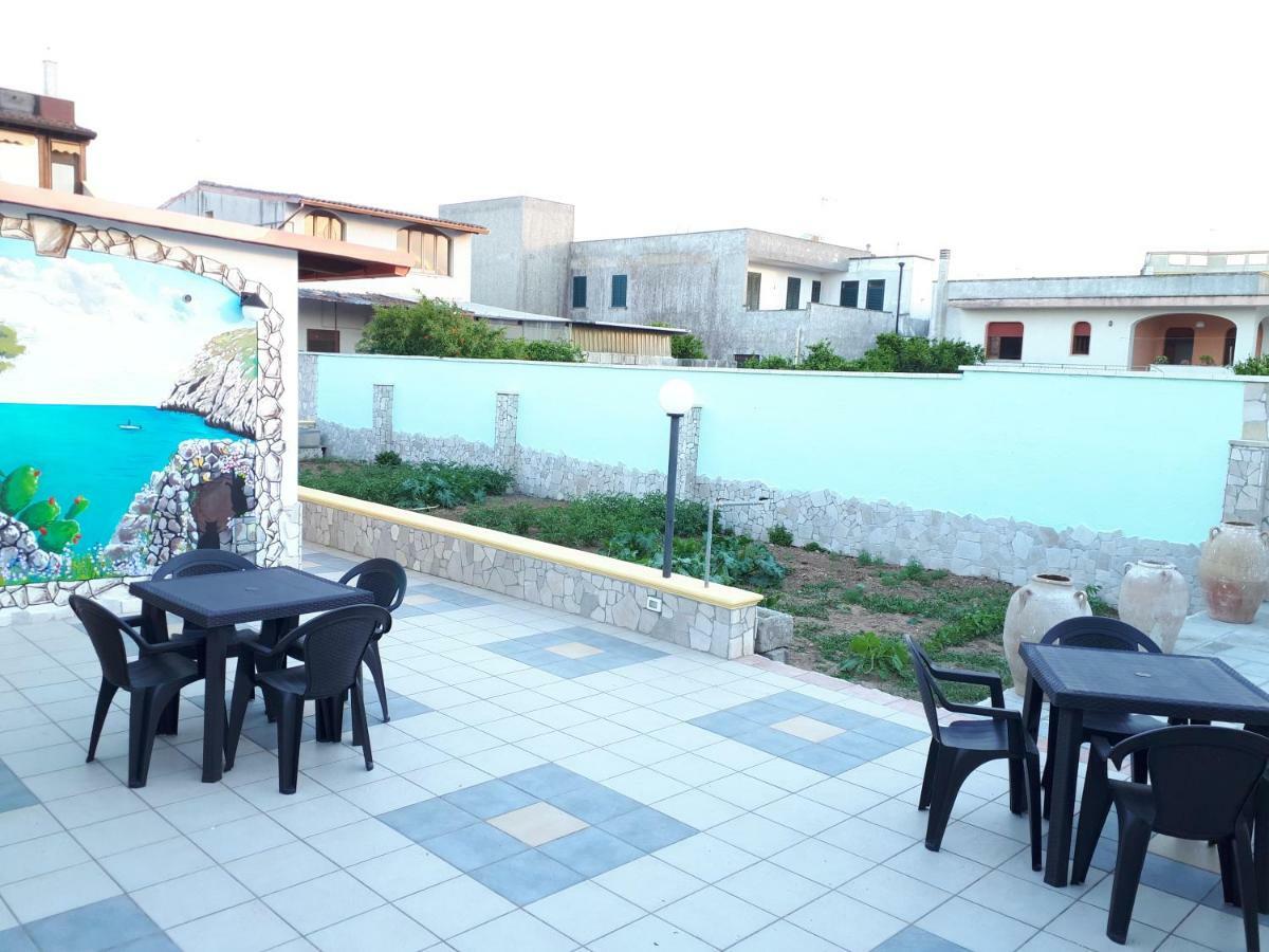 Oltremare Hotel Vignacastrisi Buitenkant foto